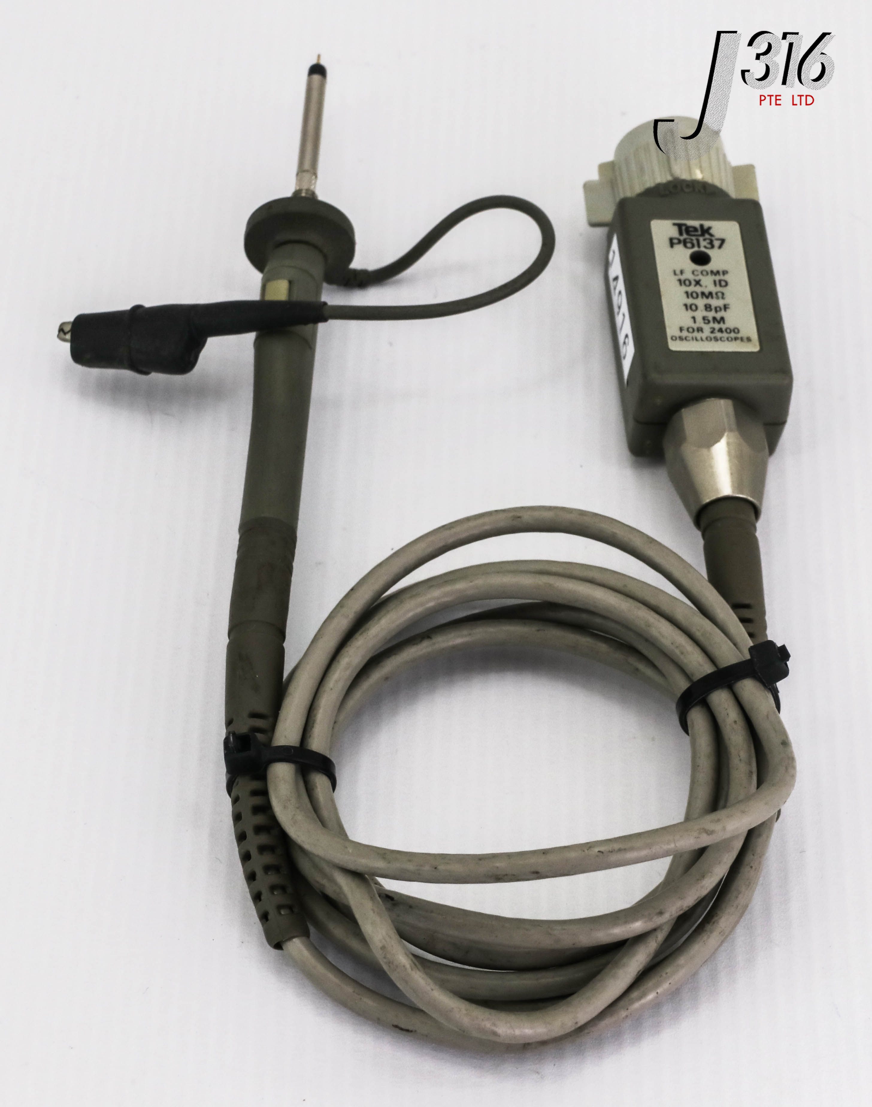 14916 TEKTRONIK 10X PASSIVE OSCILLOSCOPE PROBE P6137 J316Gallery